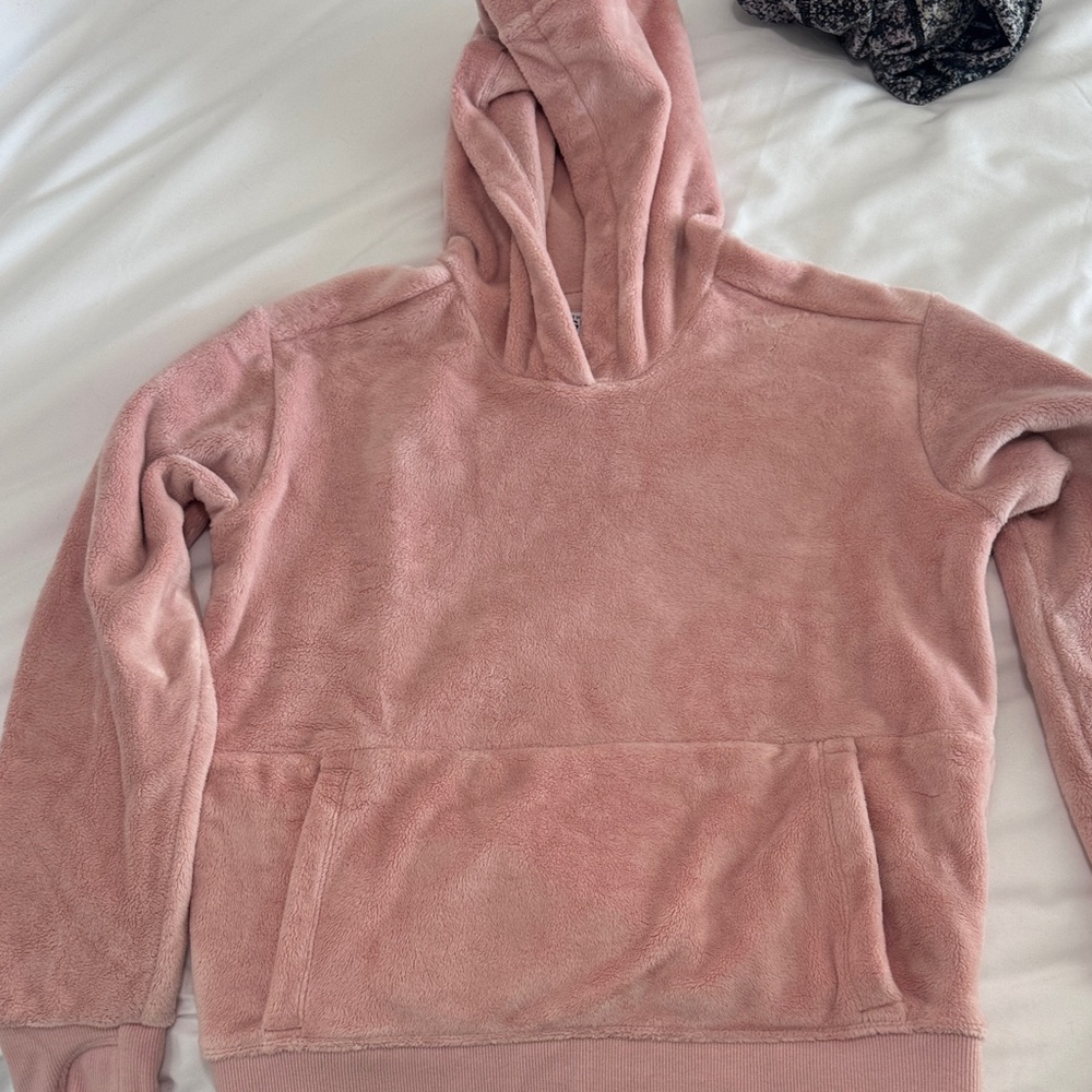 Athleta Plush Hooded Sweatshirt in Dusty Pink
